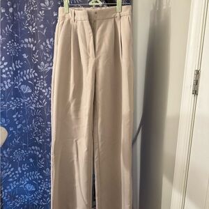 A&F Sloane Tailored Pant— Light Taupe. Size 25. Regular length. Never worn.